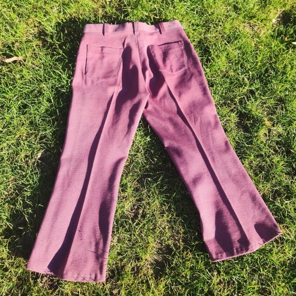 1970s GWG Raspberry Cropped Kick Flares - Picture 3 of 5